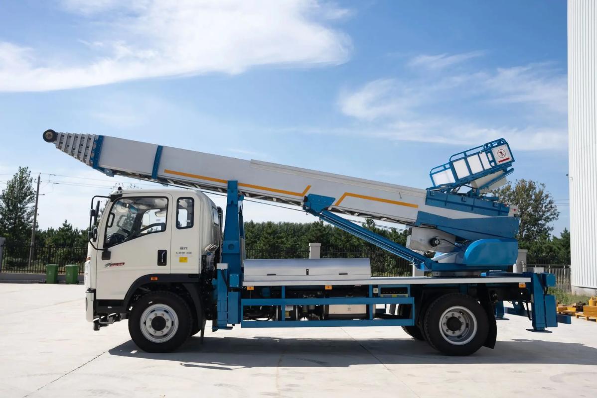 响水镇云梯上料车租赁费用