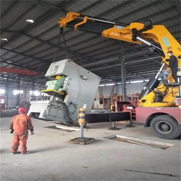 响水镇80吨折臂吊车出租附近电话