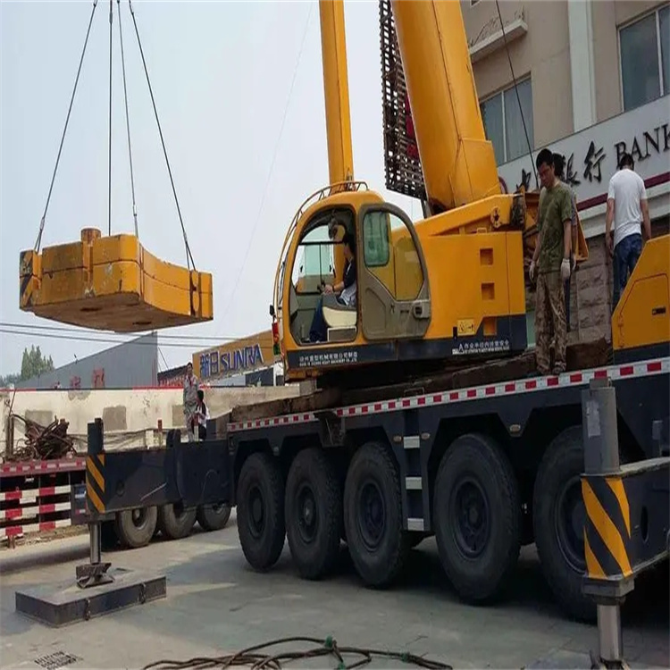 响水镇当地吊车出租|机器吊装|75吨|工厂搬迁服务