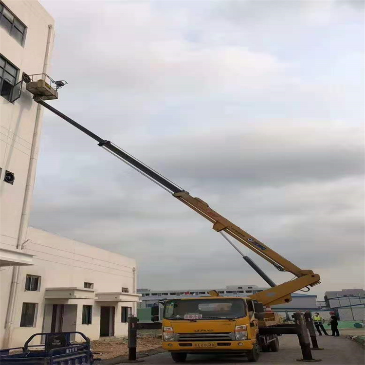 响水镇附近高空车出租|市政施工/设备安装专用|随叫随到|亿立达设备租赁